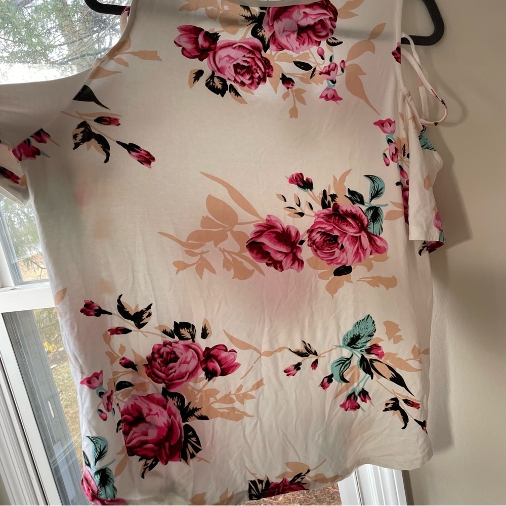 iGENJUN Women's Blouse - Picture 6 of 7